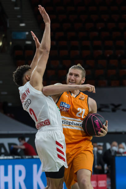 的防守者 的防守者