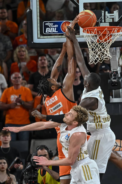 王岚嵚可以 王岚嵚可以