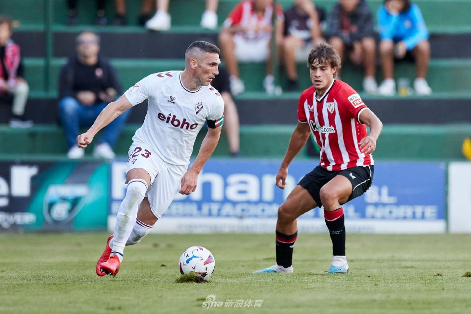 门争夺战的 门争夺战的